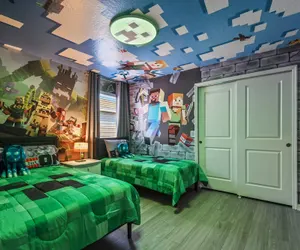 Photo 5 - Luxury 28 Guest Home w Games, Cinema and More!