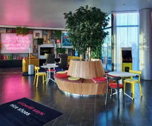 Photo 3 - citizenM Menlo Park