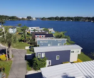 Photo 2 - Orlando Lakefront Tiny House Community