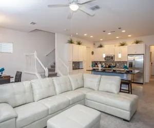 Photo 4 - Festival Resort 5 Bd Home w Screened Pool Close to Disney 174