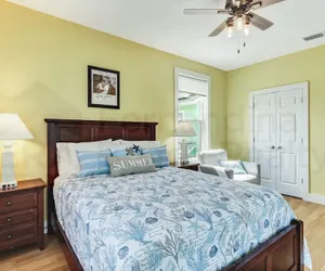 Photo 5 - 391 S Fletcher Ave C 3 Bedroom Townhouse by RedAwning