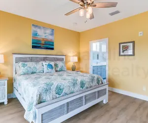 Photo 3 - 391 S Fletcher Ave C 3 Bedroom Townhouse by RedAwning