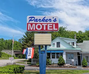 Photo 2 - Parkers Motel