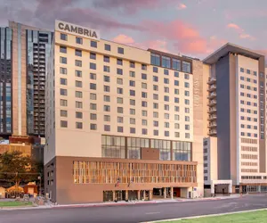 Photo 2 - Cambria Hotel Austin Downtown