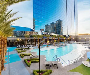 Photo 2 - Hilton Club Elara Las Vegas
