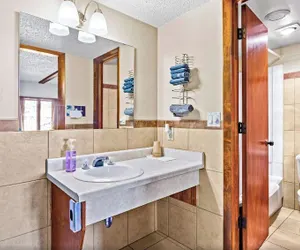 Photo 4 - The Alpine Motel