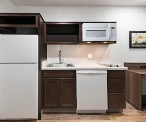 Photo 5 - WoodSpring Suites Orlando East UCF