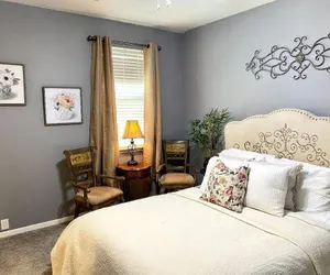 Photo 2 - Wiley House Bed and Breakfast
