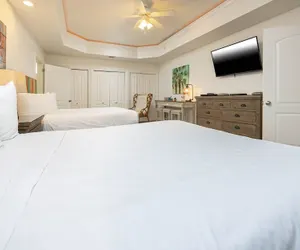 Photo 3 - Phoenix On The Bay 1121 1 Bedroom Condo