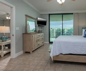 Photo 4 - Phoenix On The Bay 1530 3 Bedroom Condo