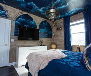 Photo 3 - Magical Muggle Mansion Pool Spa Sleeps 23