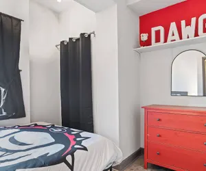 Photo 3 - Home is Where the Arch is Across From Uga!