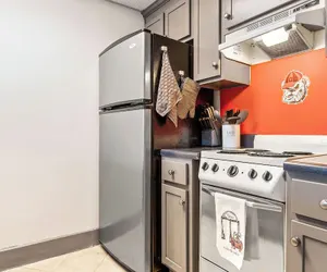 Photo 5 - Home is Where the Arch is Across From Uga!