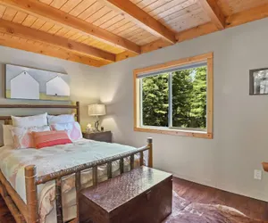 Photo 3 - Luxury Tahoe Chalet Minutes to Dining