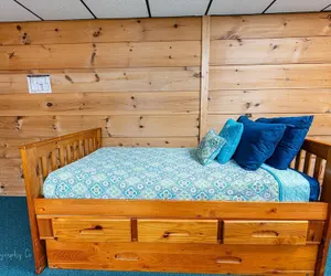 Photo 4 - Family Adventure Lodge