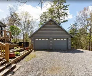 Photo 2 - Family Adventure Lodge