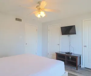 Photo 4 - Oak Glen Unit 84