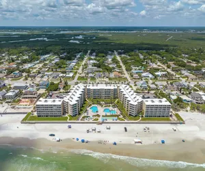 Photo 3 - Pelican Condo B602