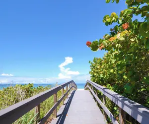 Photo 4 - Sunset Beach House