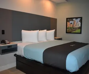 Photo 4 - Bluestar Inn
