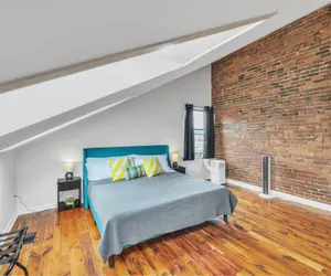 Photo 4 - 2 King/3 Bath, Toddler Friendly, Free Parking/laundry 2 Bedroom Duplex by Redawning