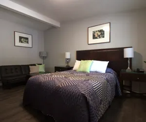 Photo 2 - Golden Kent Motel