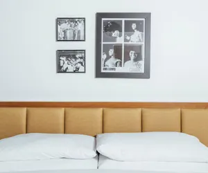 Photo 5 - Dew Drop Inn