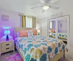 Photo 3 - Paradise Beach House 3 Bedroom Home by Redawning