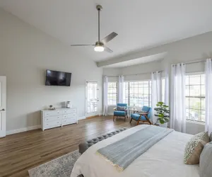 Photo 4 - Gilbert Willow Tree 4 Bedroom Home by Redawning