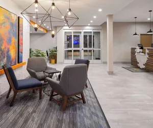 Photo 4 - Hawthorn Extended Stay by Wyndham Williston/Burlington