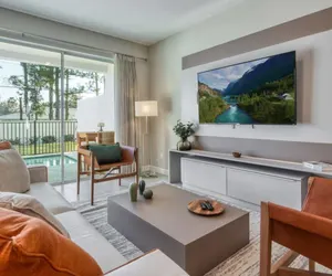 Photo 2 - Affordable Luxury Home for 8 Guests Close to Parks