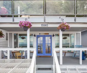 Photo 4 - The Waterfront Gray on Alki Beach EXT Stay