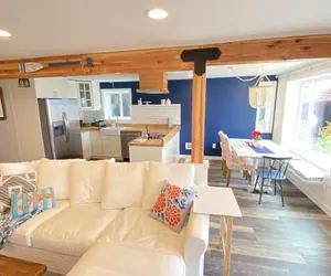 Photo 2 - 2BR 2BA Alki Beach Waterfront Retreat Extended Stay