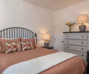 Photo 5 - Sam Hughes Inn