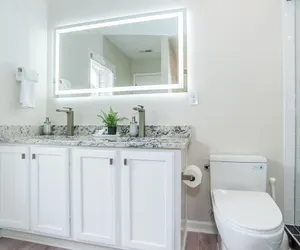 Photo 5 - Altha - Elegant Townhome Minutes From Downtown