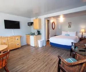 Photo 3 - Westport RV Park & Motel
