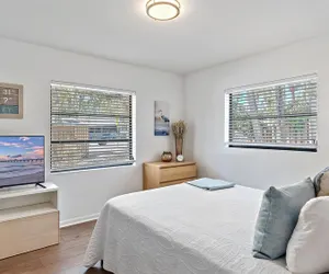 Photo 4 - Siesta Key Sanctuary 3 Bedroom Home by RedAwning