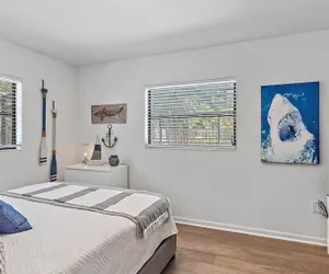 Photo 5 - Siesta Key Sanctuary 3 Bedroom Home by RedAwning