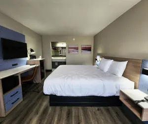 Photo 4 - Smart Stay Inn