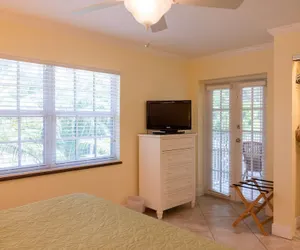 Photo 4 - Siesta Key Inn