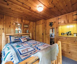 Photo 5 - Cozy Riverside Getaway Pine Bend Cottage