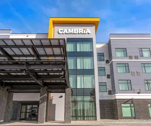 Photo 2 - Cambria Hotel Spokane Airport