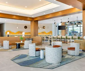 Photo 5 - Cambria Hotel Burbank Airport