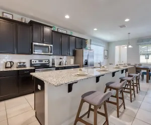 Photo 4 - Ultimate Resort Retreat Stunning 6-bedroom Haven