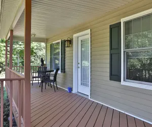 Photo 3 - Moondance Ridge Bed & Breakfast