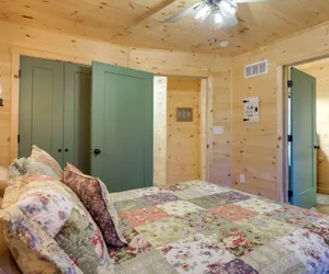 Photo 3 - Serene Kentucky Cabin w/ Fireplace + Fire Pit!