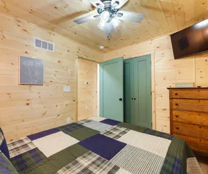 Photo 5 - Serene Kentucky Cabin w/ Fireplace + Fire Pit!