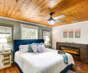 Photo 2 - Lindale Vacation Rental w/ Deck & Grill!