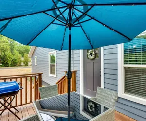 Photo 4 - Lindale Vacation Rental w/ Deck & Grill!