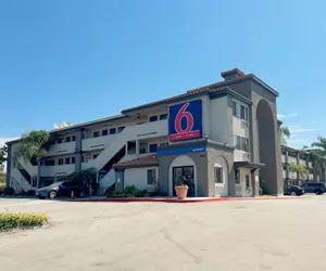Photo 2 - Studio 6 Suites – Bellflower, Ca  - Los Angeles